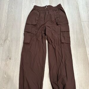 Fabletics women size M  Dark Brown Cargo Pants